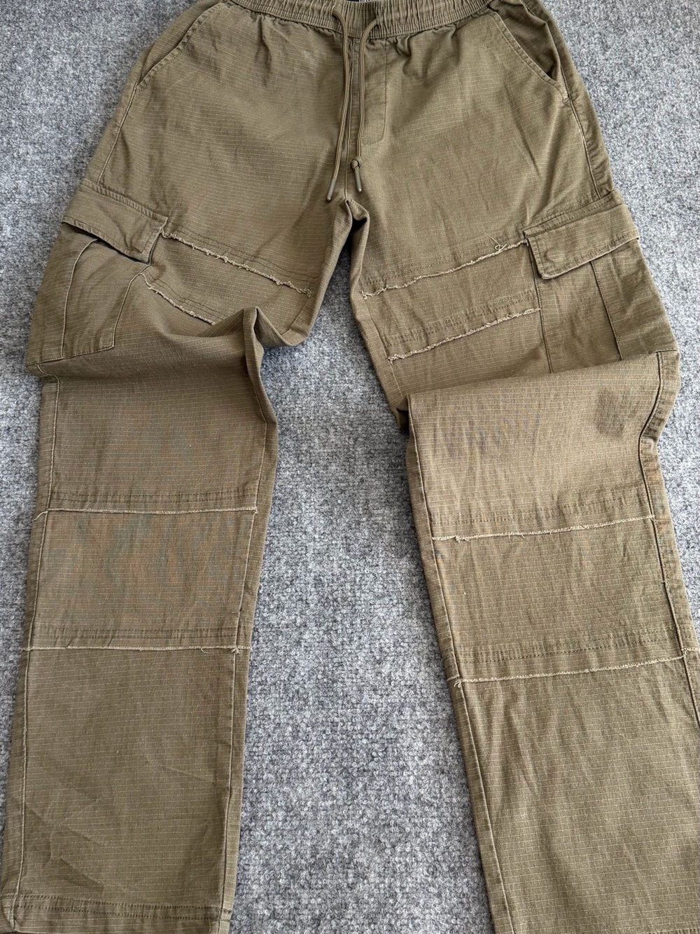 Forever 21 Men's Cargo Pants in Olive M